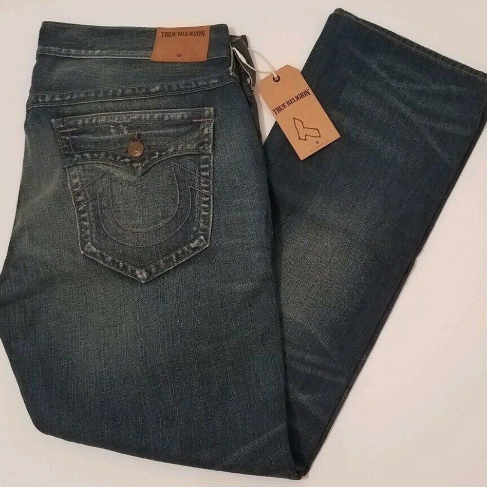 True Religion Relaxed Straight Droit Jeans
Size 40